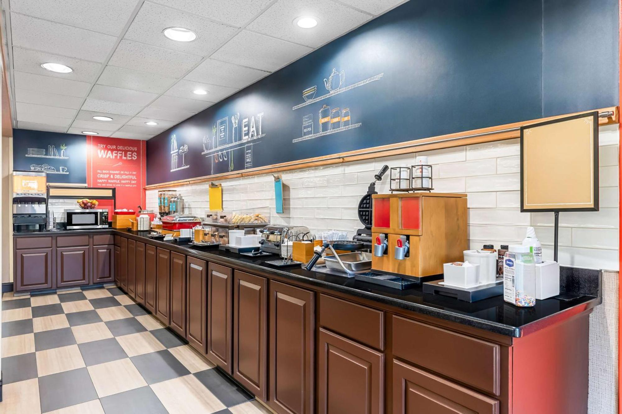 Hampton Inn Stroudsburg Poconos Zewnętrze zdjęcie